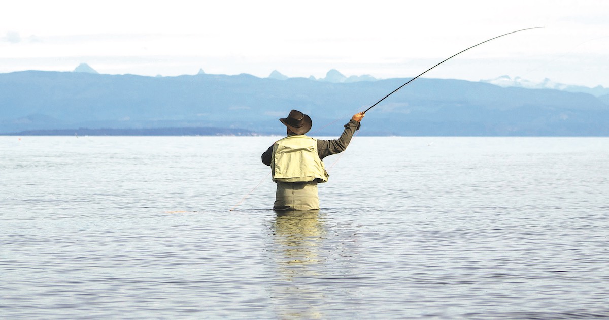 Salt Fly Fishing off the Rocks - The Fishing Website