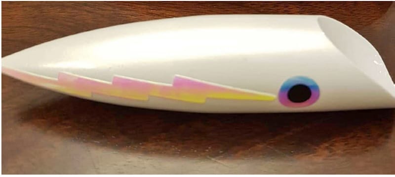 Fishinator Rennend The Difference Between UV and Glow Fishing Gear - Island Fisherman Magazine