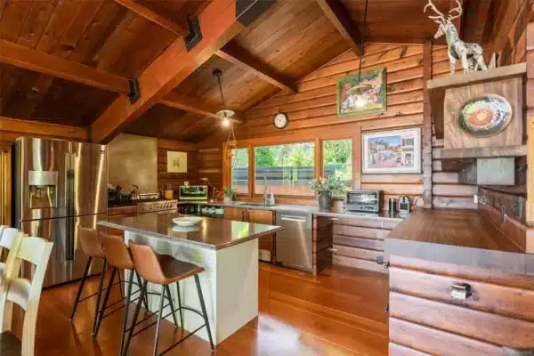 Coastal Luxury: 10968 Madrona Drive in Deep Cove Coastal Luxury: 10968 Madrona Drive in Deep Cove